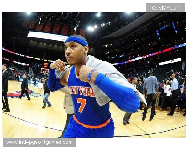 活塞尼克斯东部强强对话，布朗50分火热手感能否延续成看点