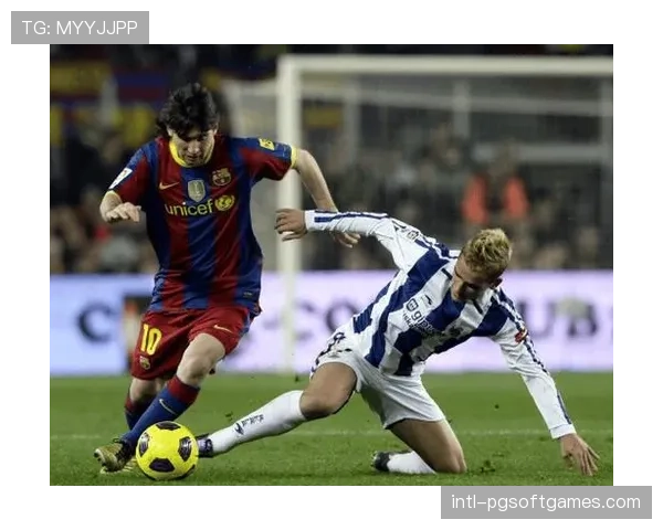 法甲保级关键战：梅斯主场迎战里尔，残阵防线面临立体化进攻考验